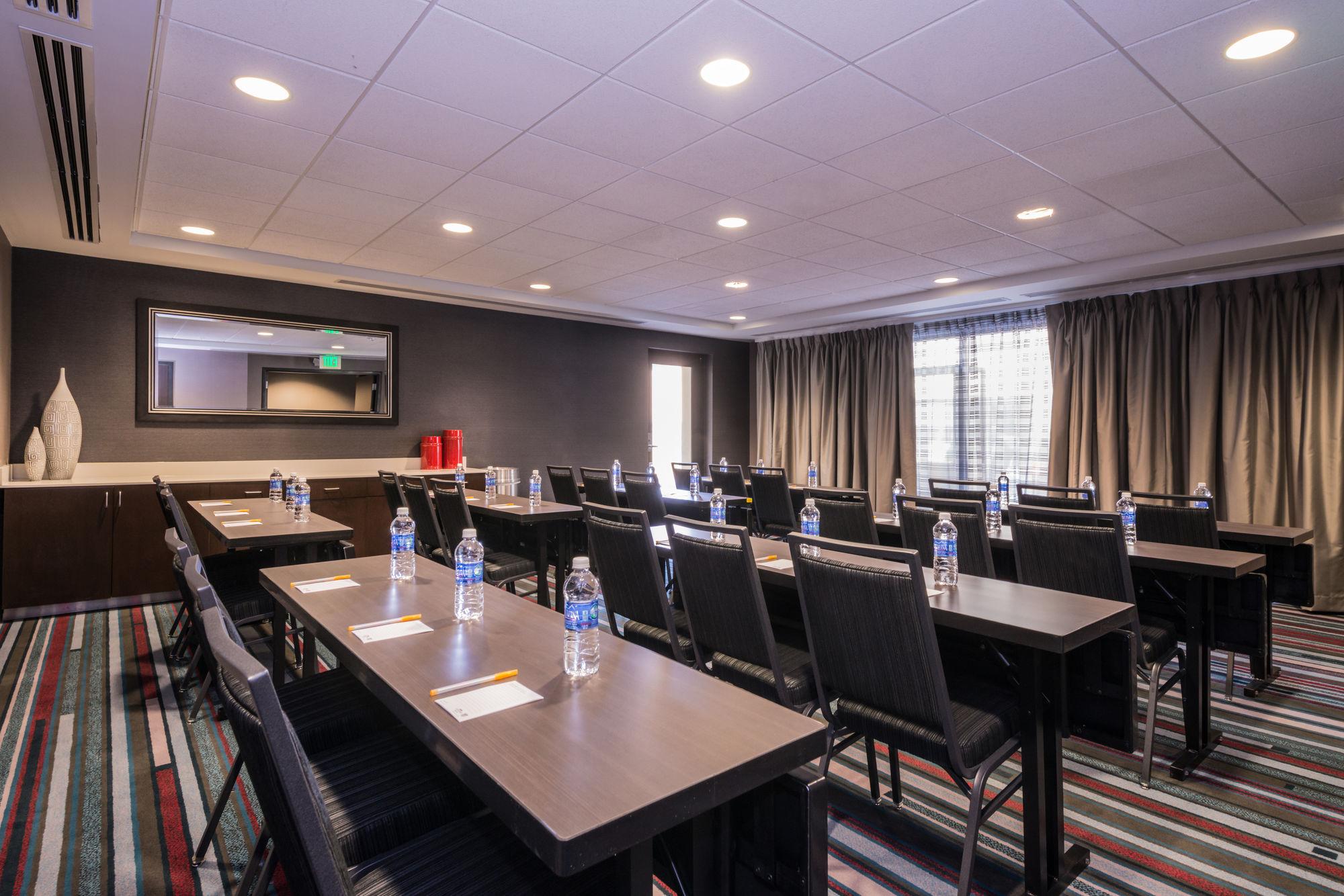 Courtyard By Marriott Wilmington Downtown/Historic District Hotel Bagian luar foto