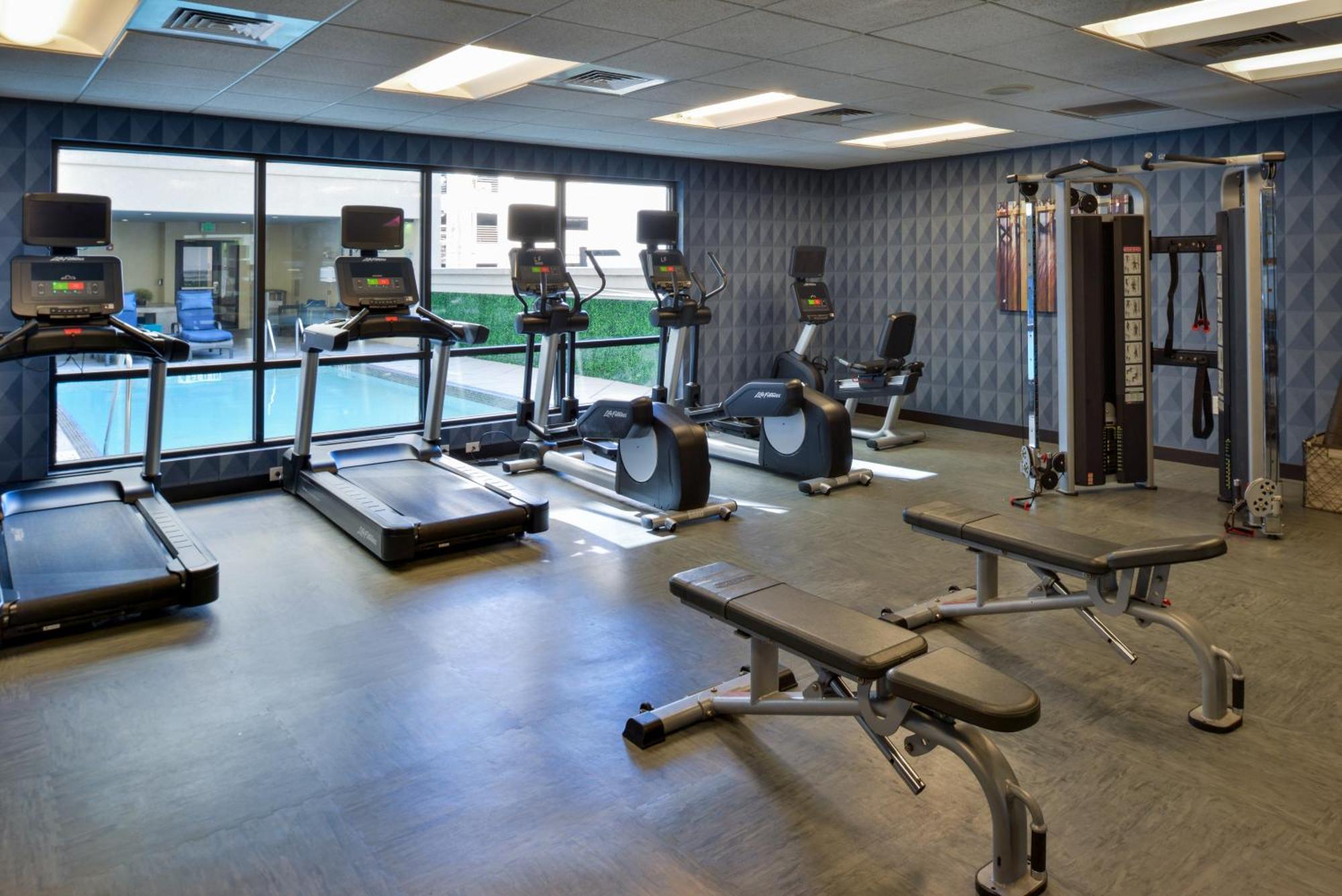 Courtyard By Marriott Wilmington Downtown/Historic District Hotel Bagian luar foto