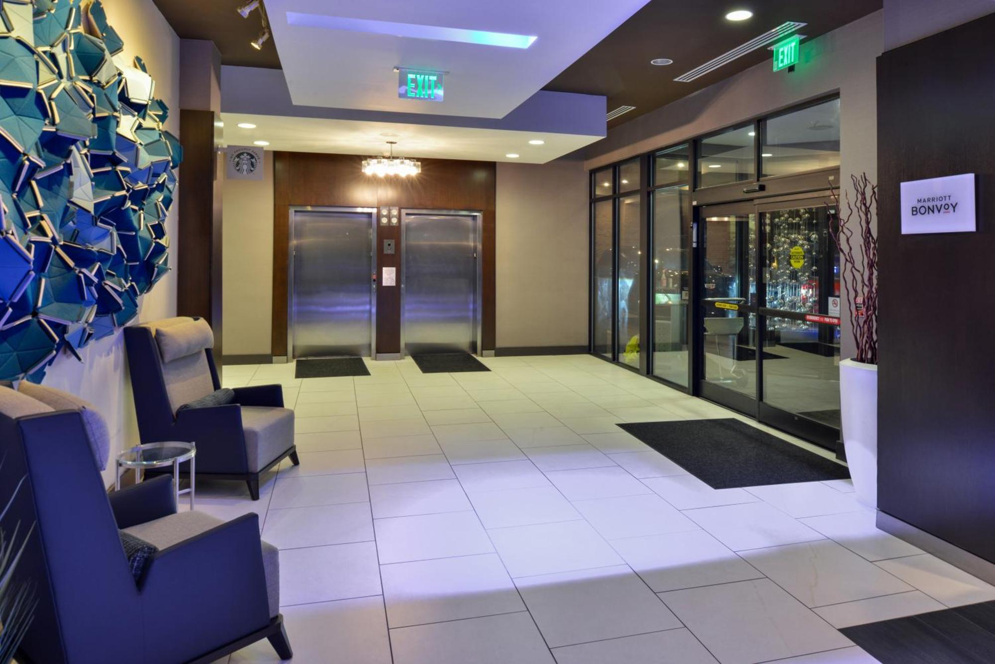 Courtyard By Marriott Wilmington Downtown/Historic District Hotel Bagian luar foto